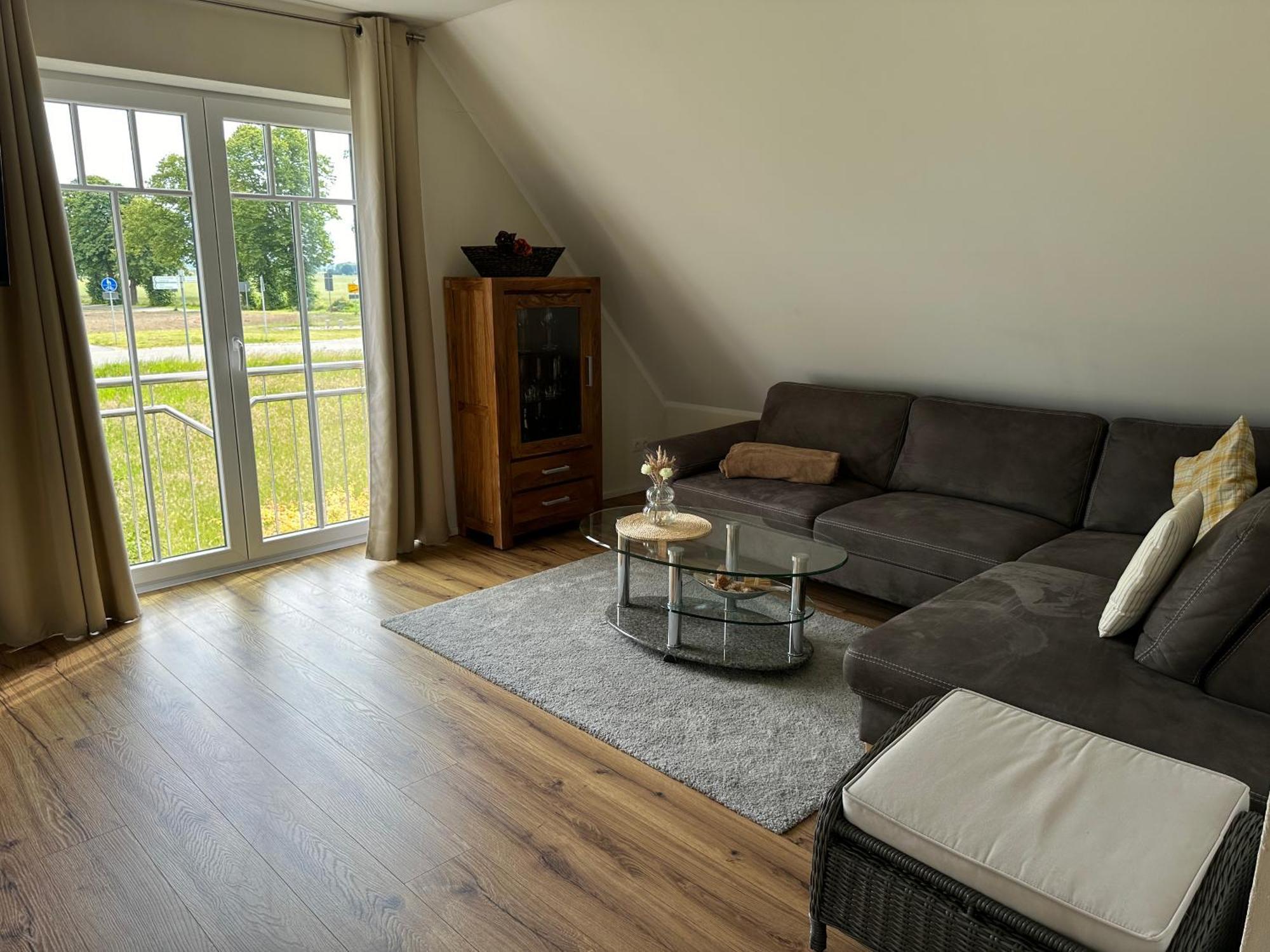 Seewind Og Gross Schwansee Luaran gambar
